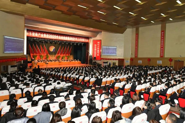 J9集团国际总结赞美大会