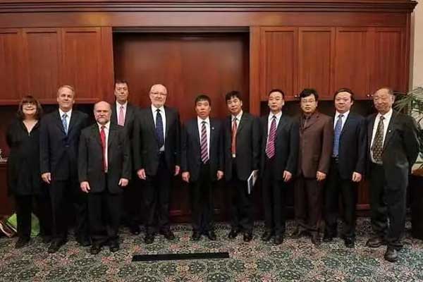 成立J9集团国际中-澳分子中医药学钻研中心