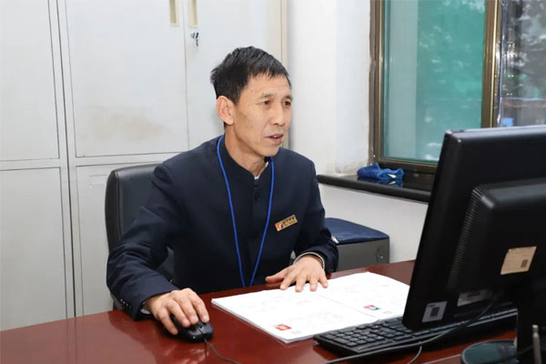 J9集团国际扶贫办副主任范李斌